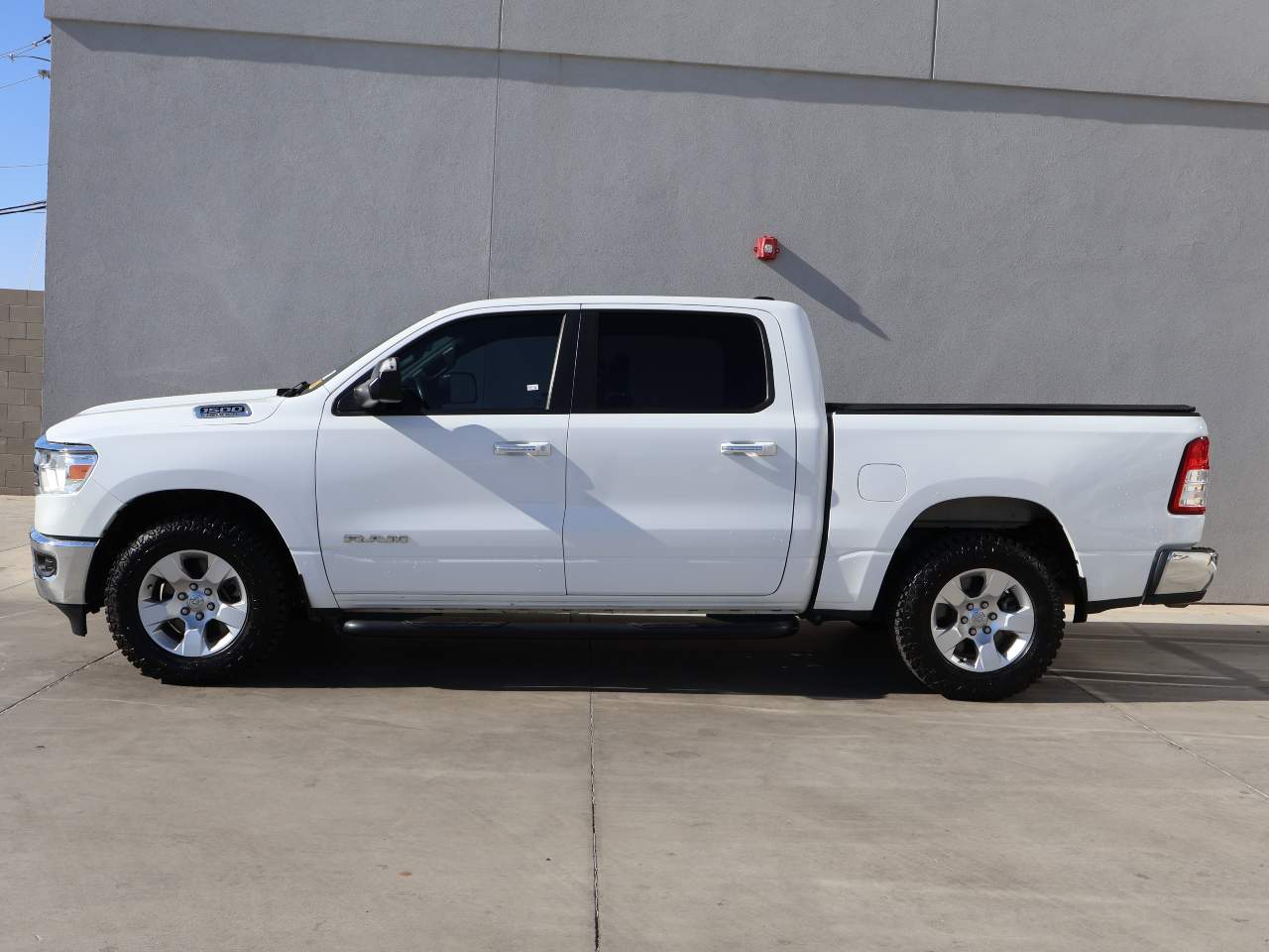 ram ram 1500 pickup 2019 1C6SRFFT1KN824377 image ram ram 1500 pickup 2019 1C6SRFFT1KN824377 image
